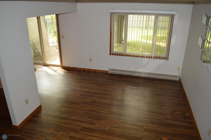 3009 22nd St S, Moorhead, MN 56560