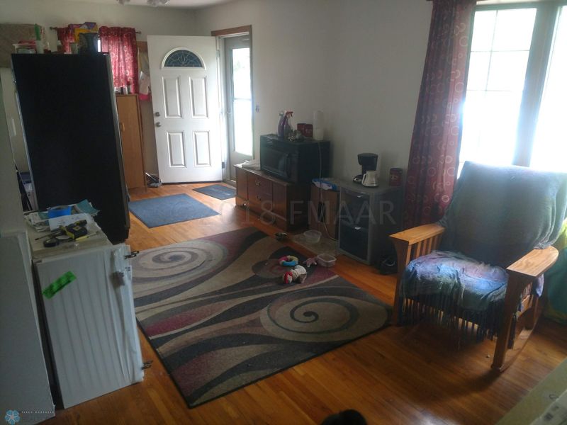 1005 14th St N, Moorhead, MN 56560