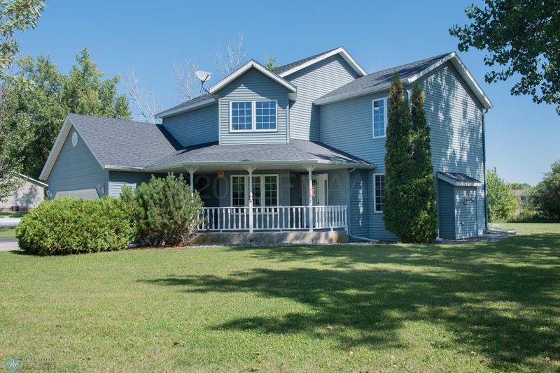 7198 41 St N, Moorhead, MN 56560