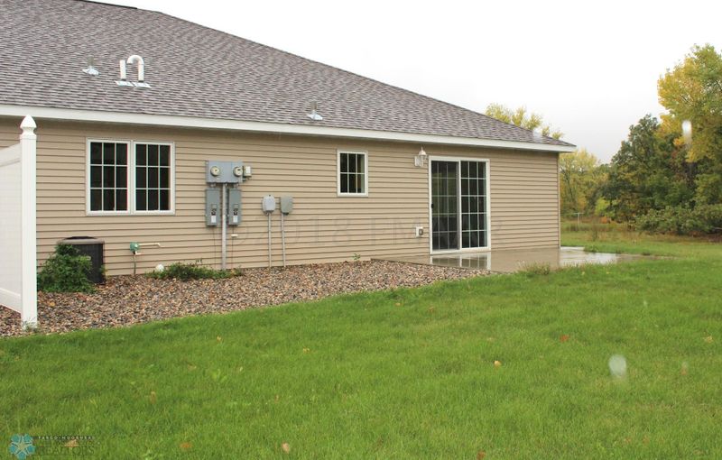 408 2nd St NW, Ulen, MN 56585