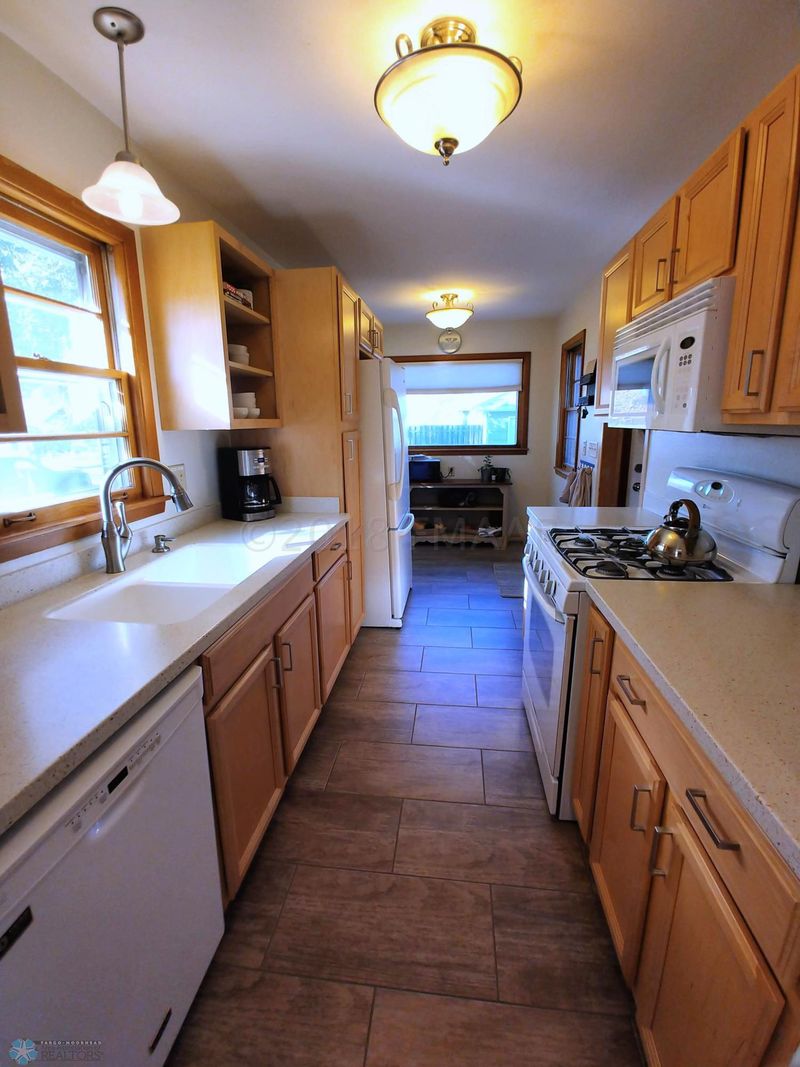 1025 Elm St S, Moorhead, MN 56560