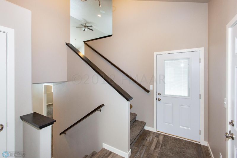 3422 17th St S, Moorhead, MN 56560