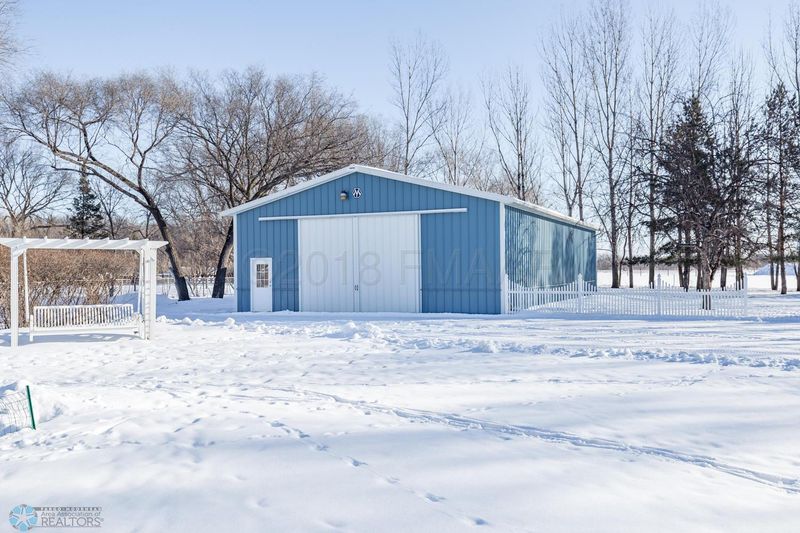 6212 Broadway St NW, Moorhead, MN 56560
