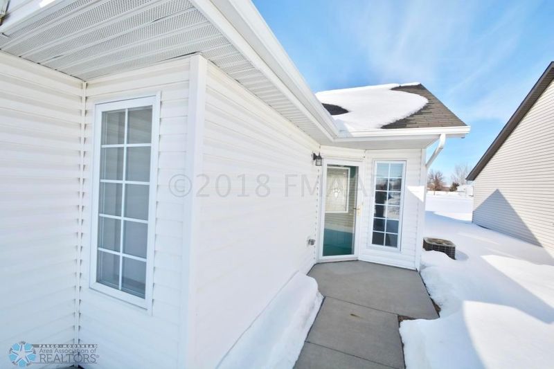 3508 29th Ave S, Moorhead, MN 56560