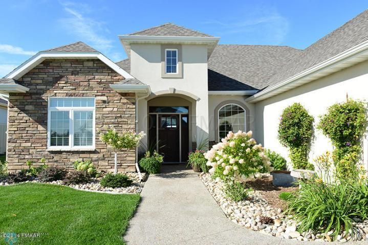 3029 41st Avenue Ct S, Moorhead, MN 56560