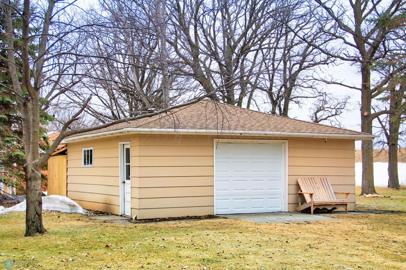 116 60th Ave N, Moorhead, MN 56560