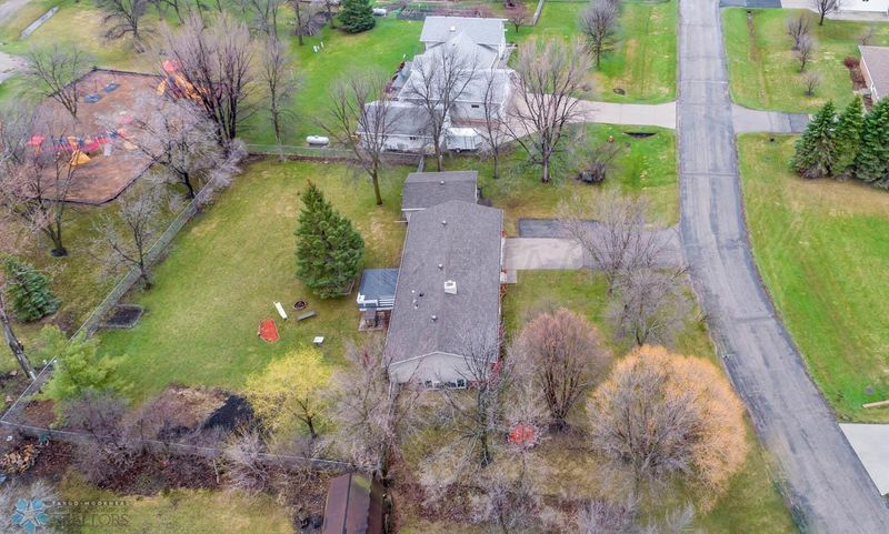 6208 9th St N, Moorhead, MN 56560