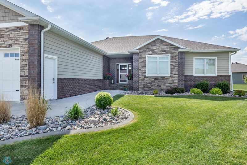 413 13 St NE, Dilworth, MN 56529
