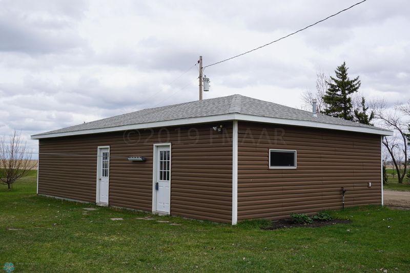7301 150 Ave S, Sabin, MN 56580