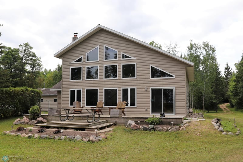 33286 Strawberry Dr, Ogema, MN 56569