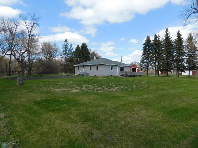 6620 70 Ave N, Glyndon, MN 56547