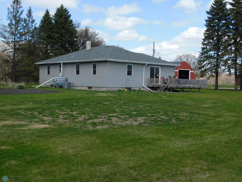 6620 70 Ave N, Glyndon, MN 56547