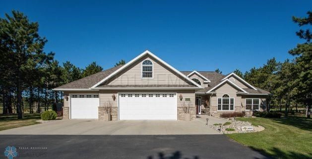 407 Thumper Lodge Rd, Ottertail, MN 56571