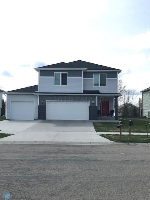 1415 35 St Circle St S, Moorhead, MN 56560