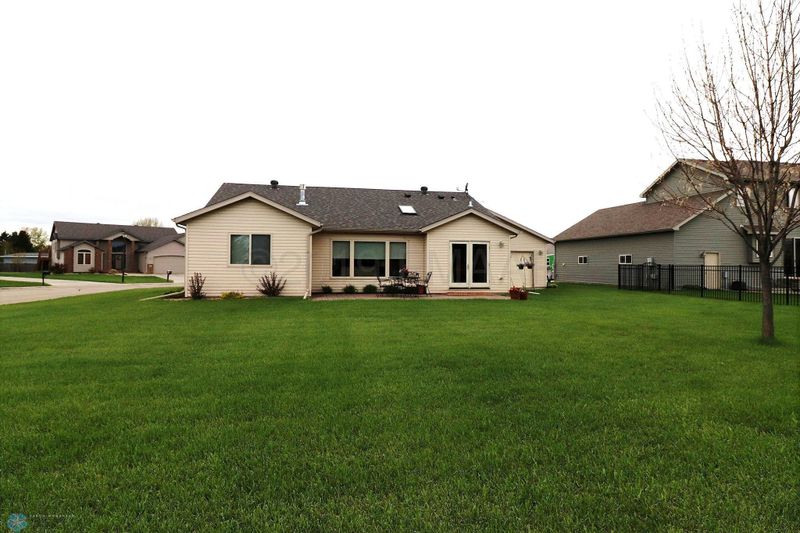 503 8th St NE, Dilworth, MN 56529