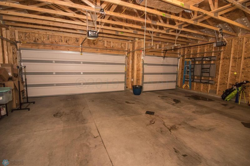 4412 17th St S, Moorhead, MN 56560
