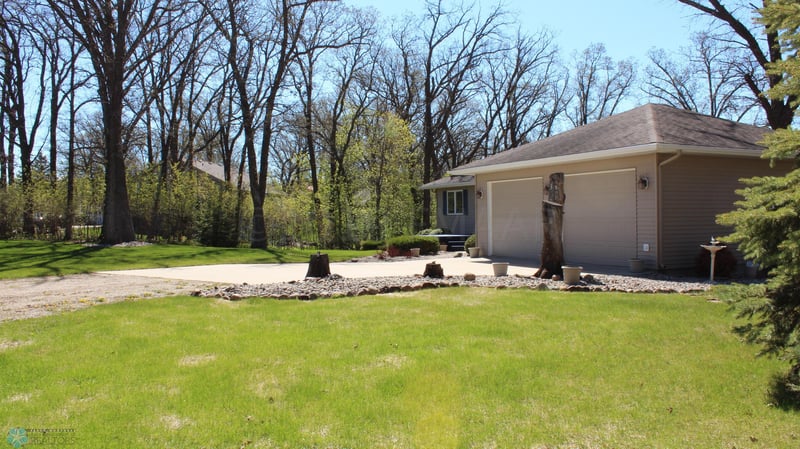 34253 Oak Lake Cir SE, Erskine, MN 56535