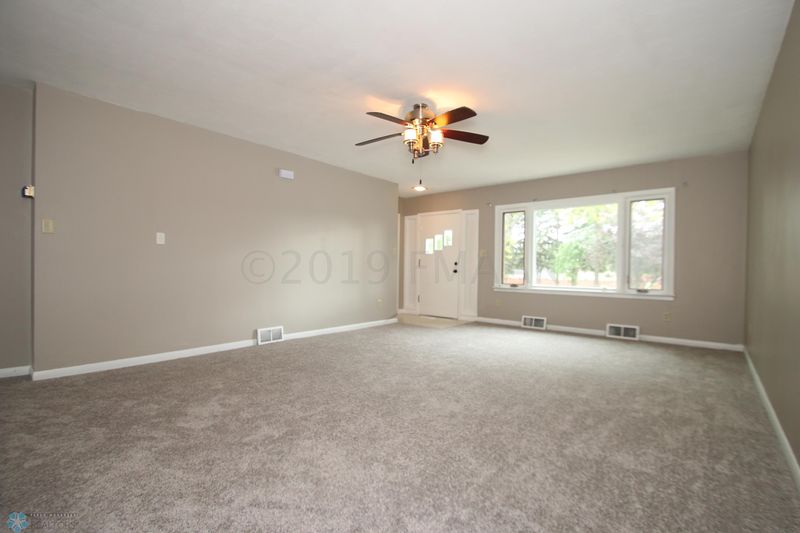 1802 5th Ave S, Moorhead, MN 56560