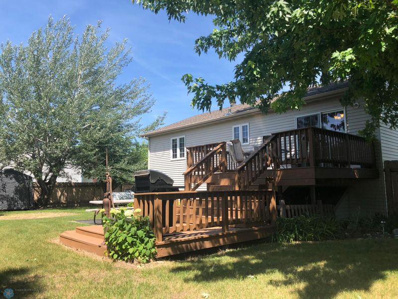 812 4 Ave NE, Barnesville, MN 56514
