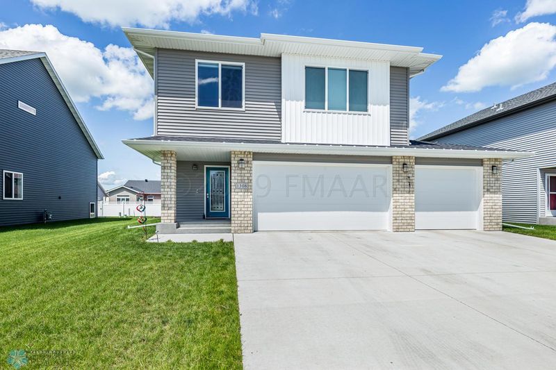 1308 Southwood Dr, Dilworth, MN 56529