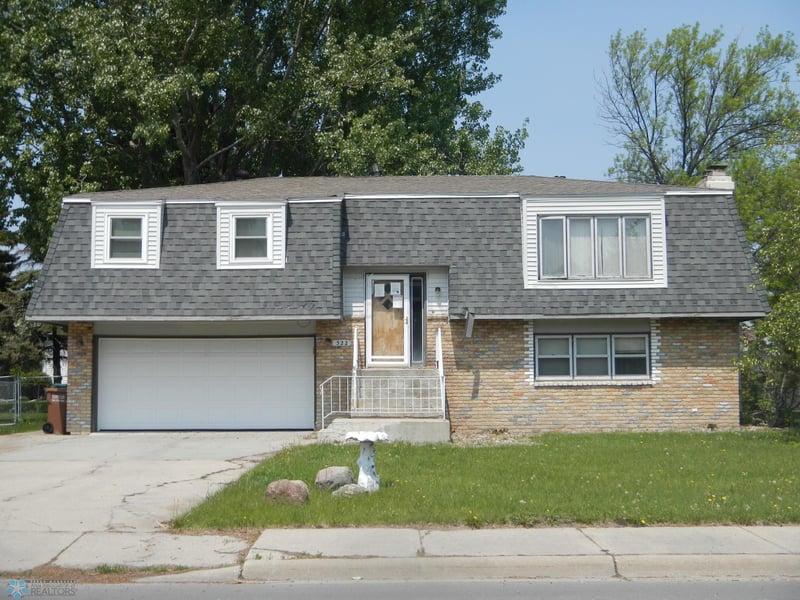 522 20th St NW, East Grand Forks, MN 56721