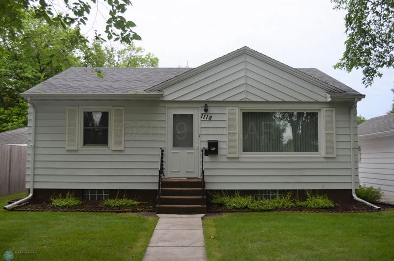 1118 10th 1/2 St N, Moorhead, MN 56560