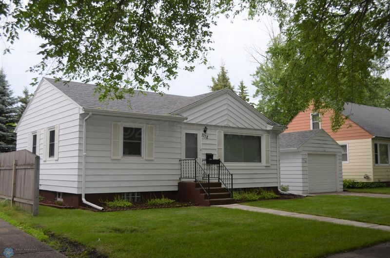 1118 10th 1/2 St N, Moorhead, MN 56560