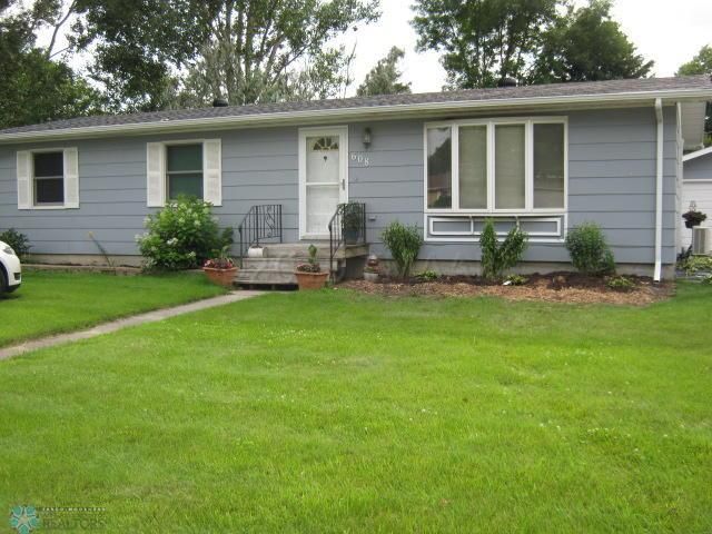 608 4th St NE, Dilworth, MN 56529