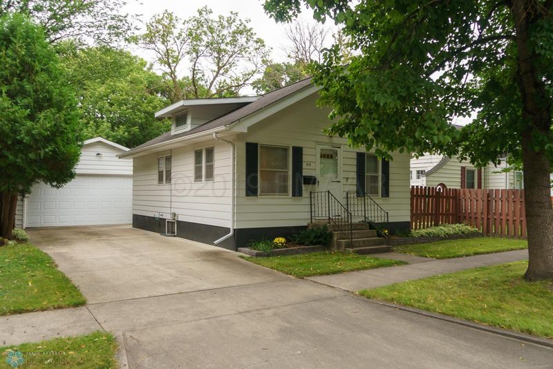 315 13th St S, Moorhead, MN 56560