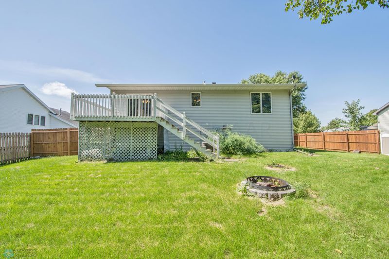 1515 Sunset Blvd, Hawley, MN 56549