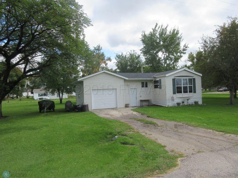 243 Quincy St, Hendrum, MN 56550
