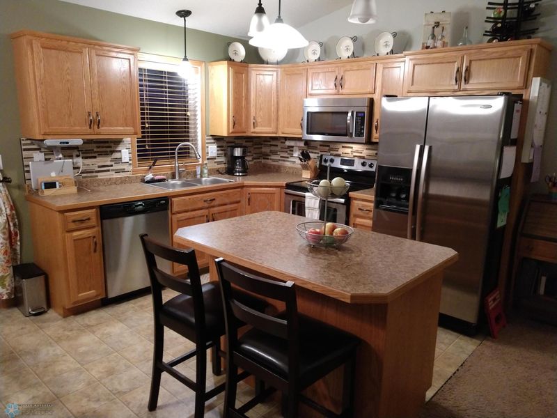 4410 16th St S, Moorhead, MN 56560