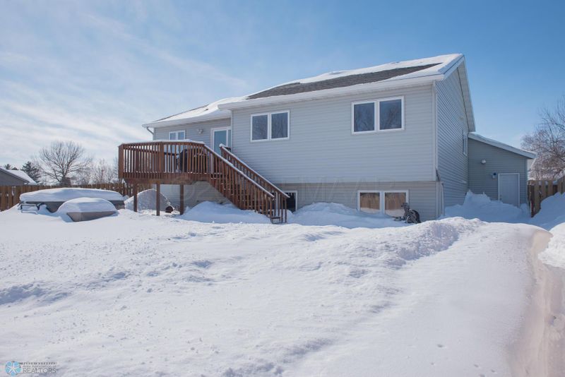 1734 32nd St S, Moorhead, MN 56560