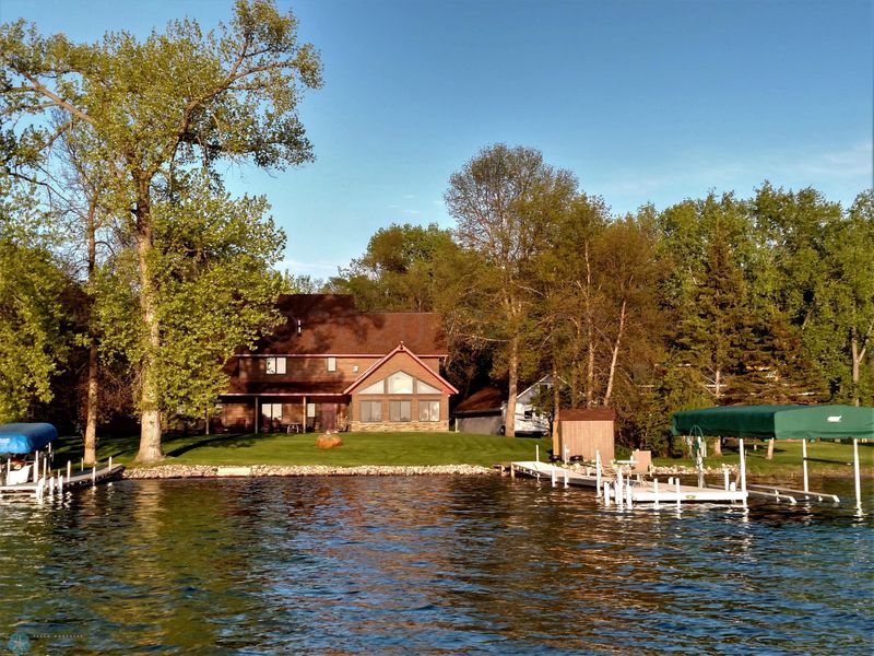 12556 Tanglewood Rd, Audubon, MN 56511