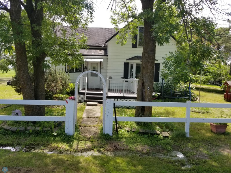 433 Gordon St W, Hendrum, MN 56550