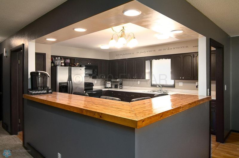231 Main St, Sabin, MN 56580