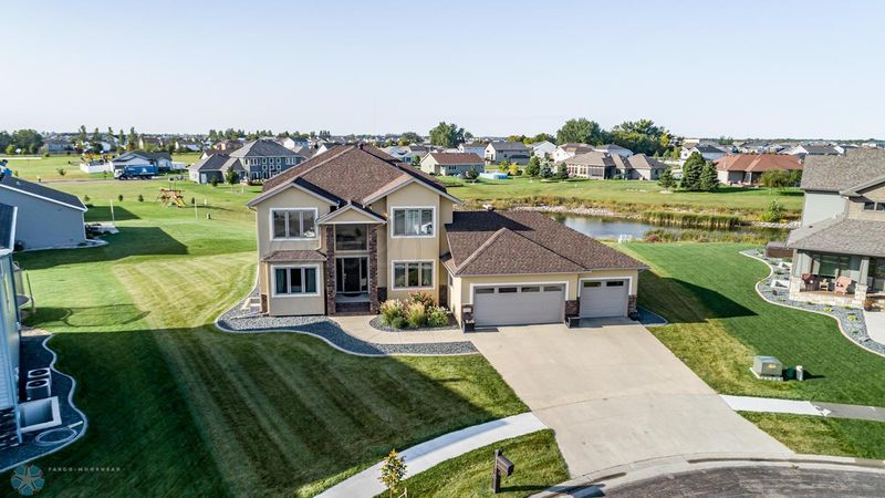 3753 16th St S, Moorhead, MN 56560