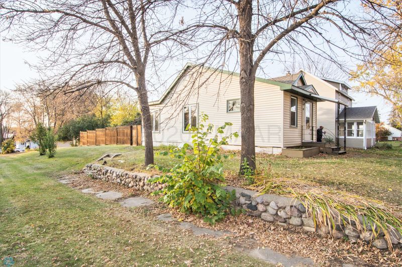 210 2nd St SE, Pelican Rapids, MN 56572