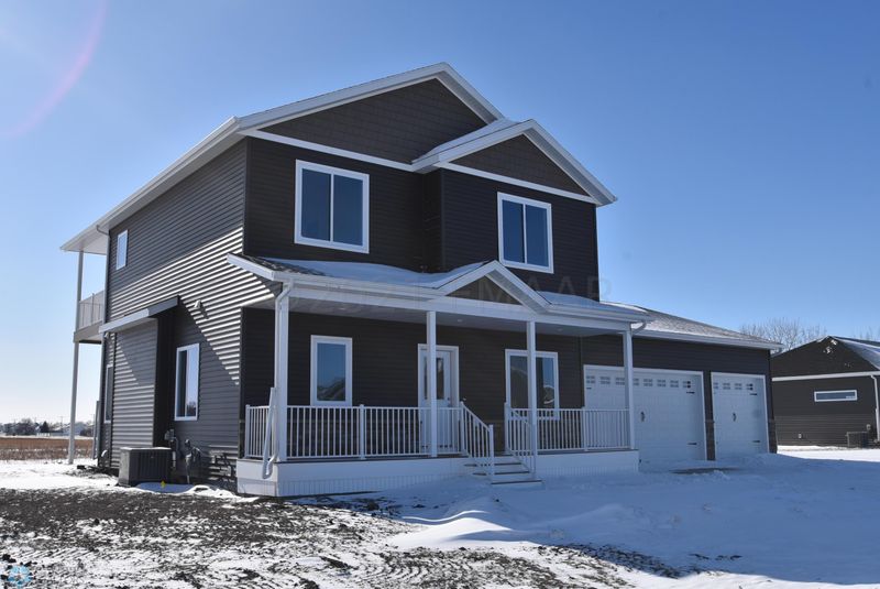 1304 2 Ave SE, Barnesville, MN 56514
