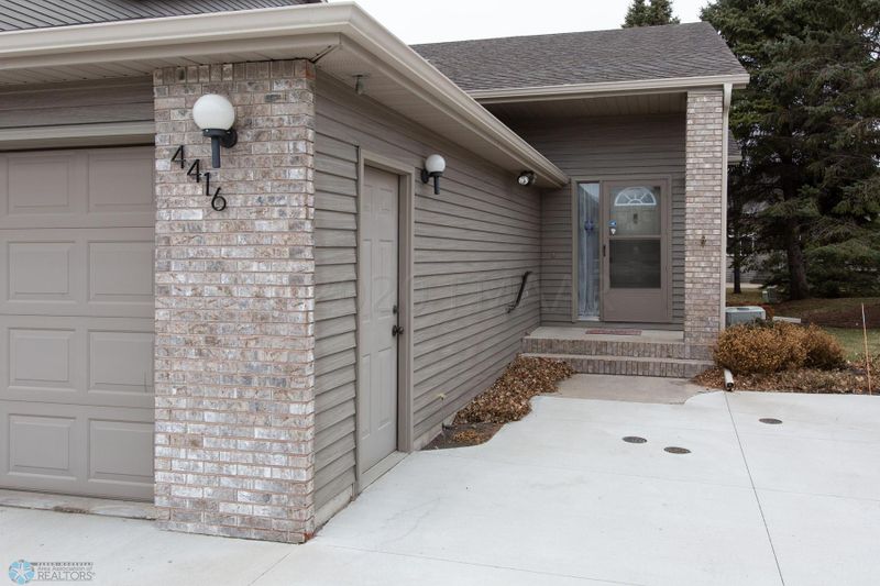 4416 River Haven Rd S, Moorhead, MN 56560