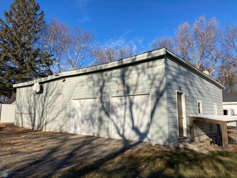 611 - 607 9 St S, Hawley, MN 56549
