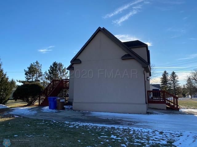 210 Cedar Ave W, Frazee, MN 56544