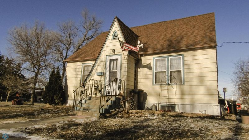 308 W 2nd Ave, Ada, MN 56510