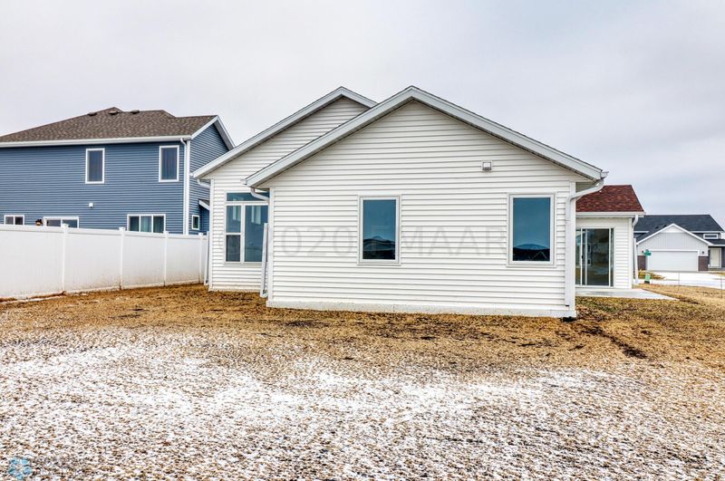 4531 12th St S, Moorhead, MN 56560