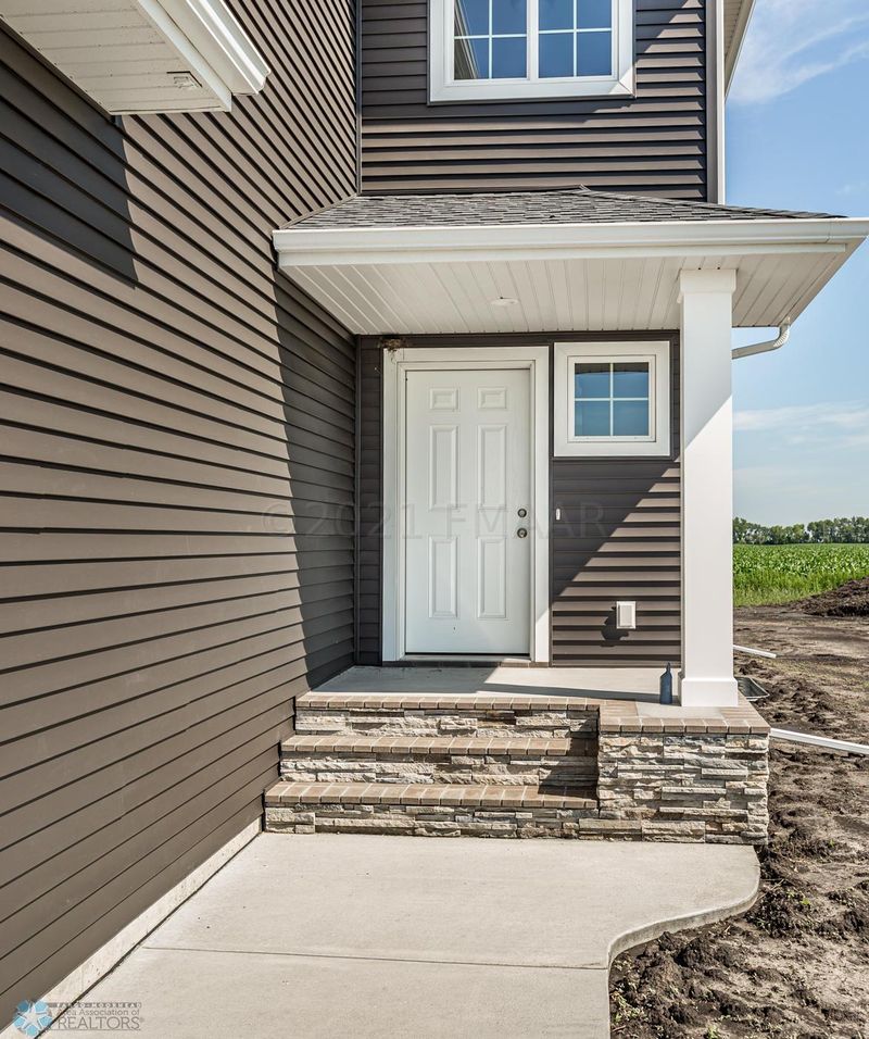1526 6 Ave NE, Dilworth, MN 56529
