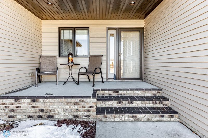 1107 5 Ave NE, Dilworth, MN 56529