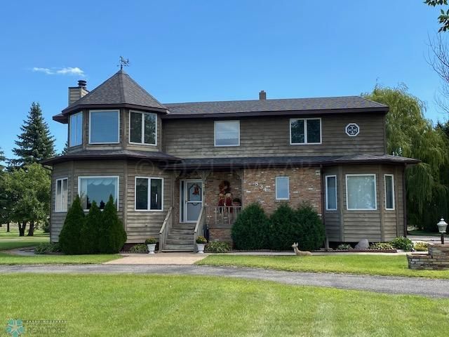 834 7th St S, Breckenridge, MN 56520