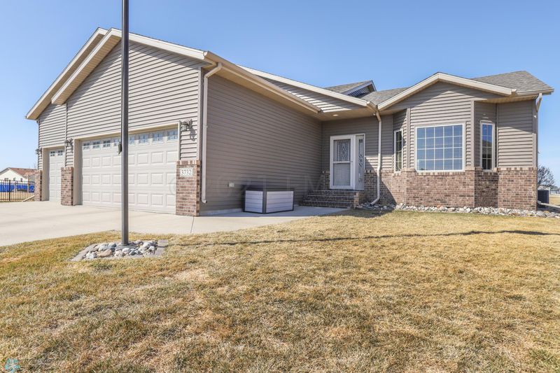 3732 10th Ave S, Moorhead, MN 56560
