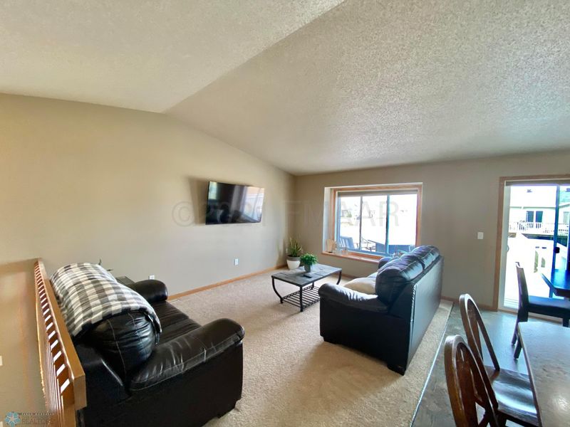 4445 16th St S, Moorhead, MN 56560