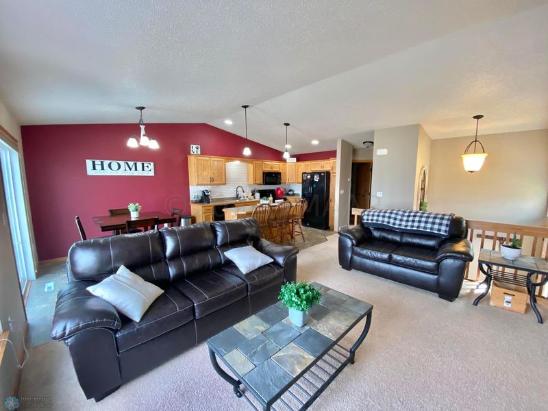 4445 16th St S, Moorhead, MN 56560